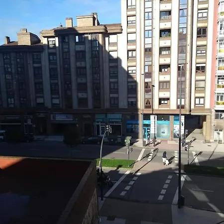 Aviles, Centro Ciudad Apartment